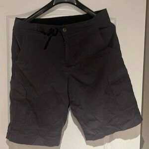 Prana Strech Zion charcoal sized medium shorts.